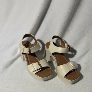 Chinese Laundry Elegant Cream Platform Sandals